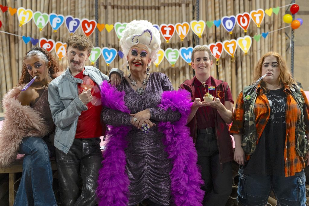The five main characters of Smoggie Queens standing in a line looking at the camera